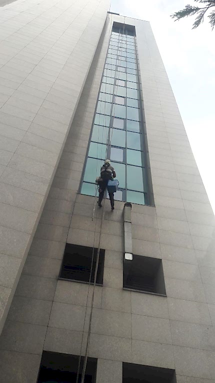 endüstriyel dağcılık, metropol dağcıları, yüksek işler, rope access, iple erişim, Endüstriyel Dağcılık firmaları, Endüstriyel DAĞCILIK, Atek iple Erişim, İple erişim firmaları, İple erişim teknisyeni, İple erişim istanbul, dış cephe cam temizliği, dış cephe temizliği, cam yüzey temizliği, İple Erişim Hizmetleri, endüstriyel temizlik, camcı dağcı, endüstriyel iple erişim